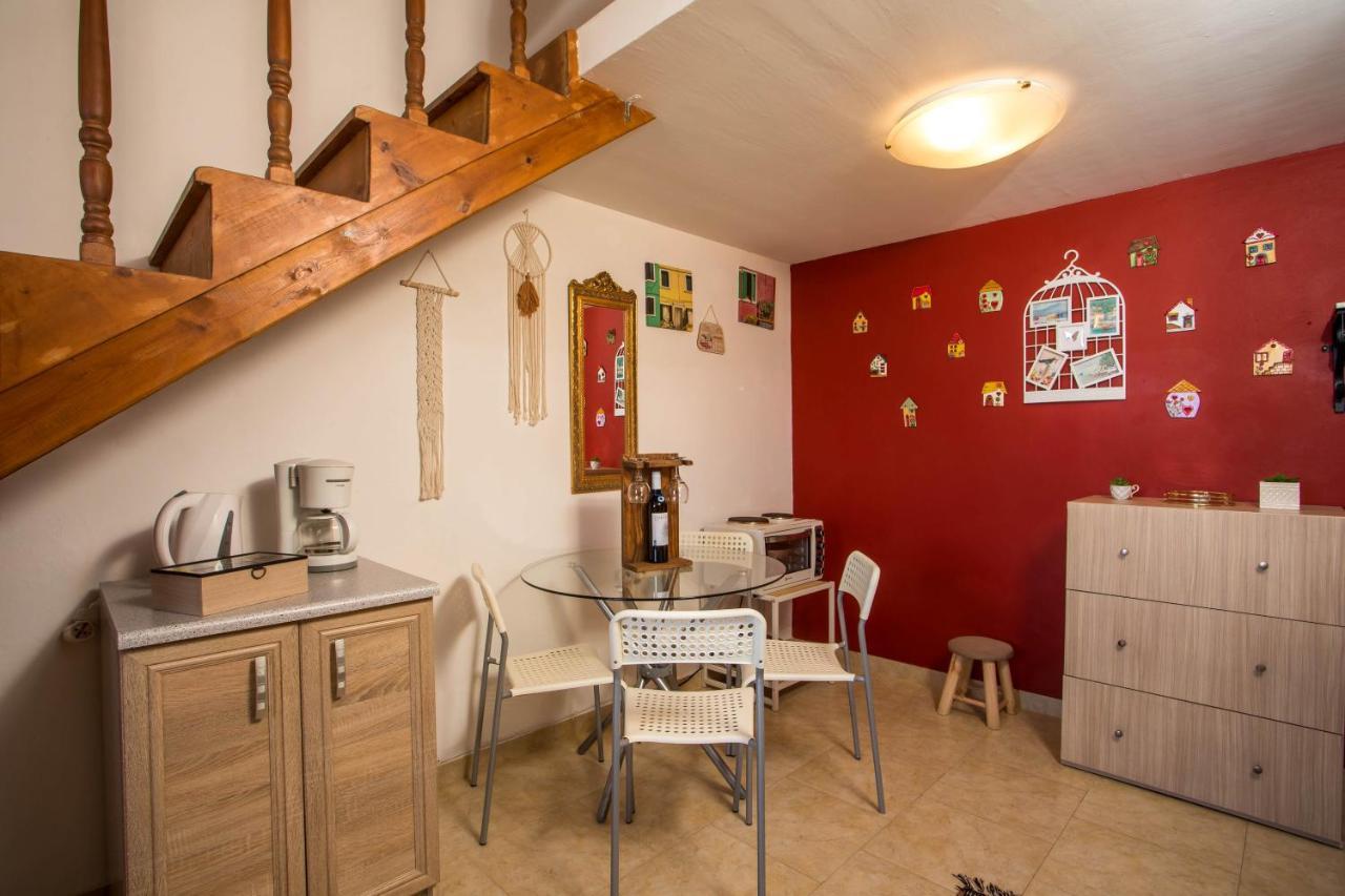 דירות האלקי Anna'S House מראה חיצוני תמונה